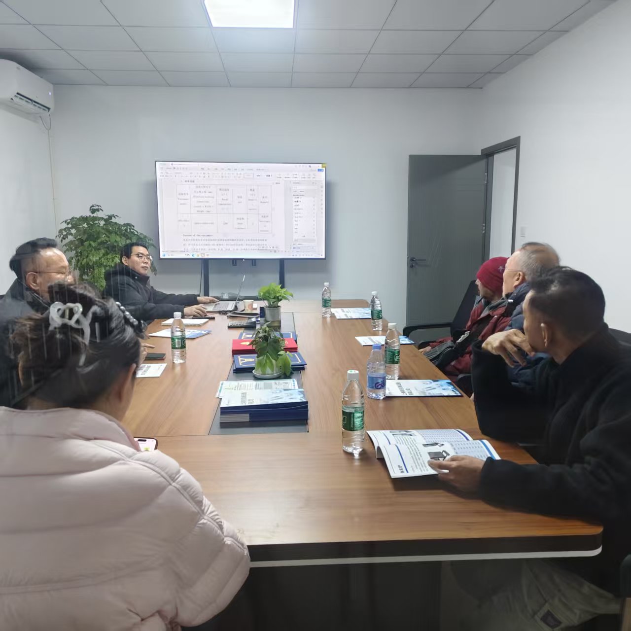 高朋满座，共话未来——上海精钊迎来多地客户集中到访交流