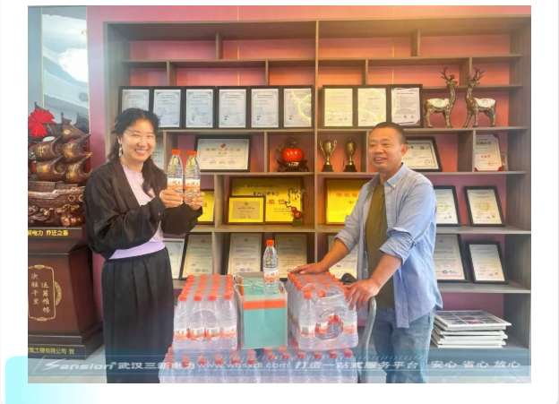 来自一瓶半的温暖：街道商会的关爱，是我们前行的底气