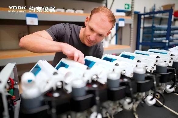 精準測量，捕捉無形蹤跡，革新便攜式煙氣檢測體驗——ecom煙氣分析儀