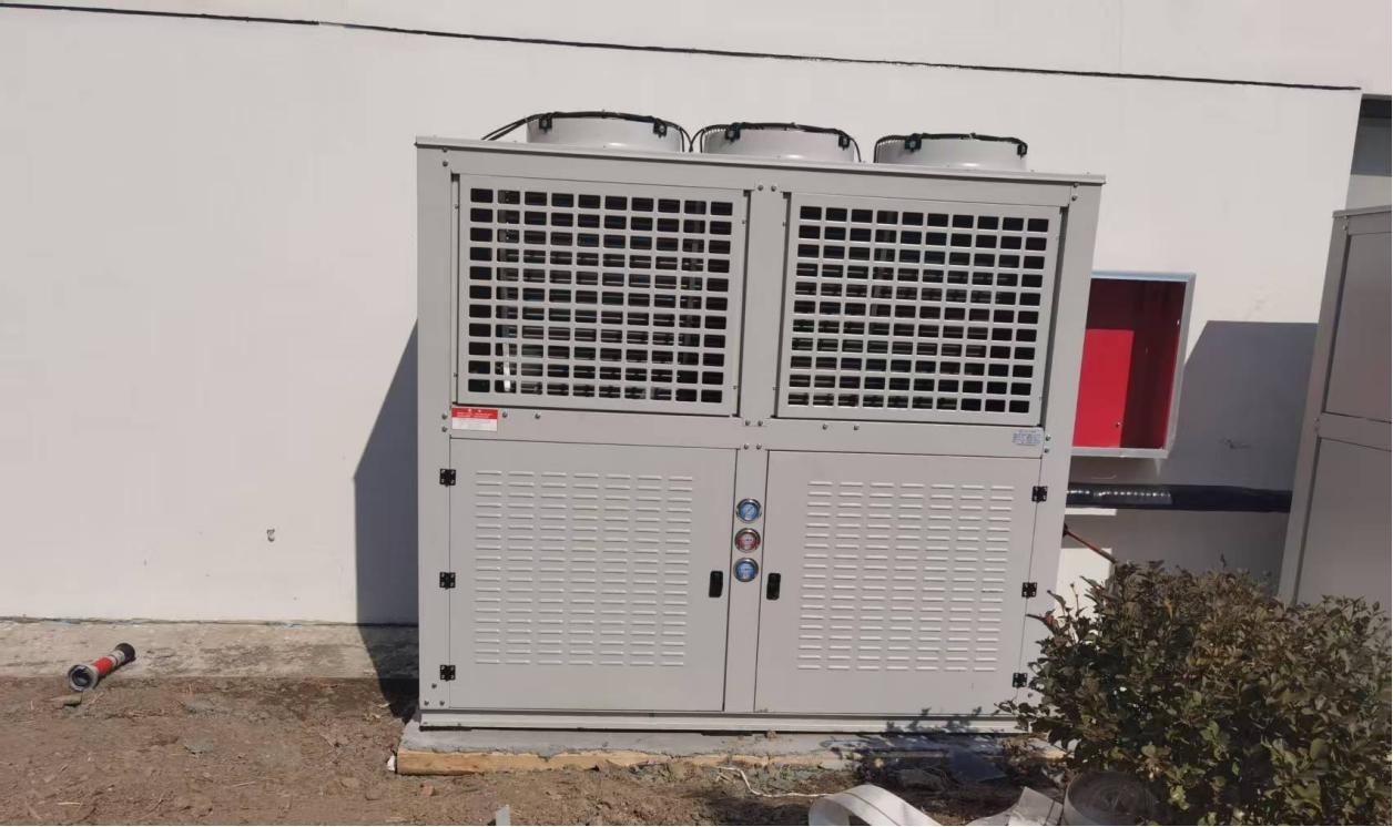 圖片3.jpg 上海非眾:為安譜凱美試劑存儲(chǔ)庫(kù)筑牢制冷“安全墻